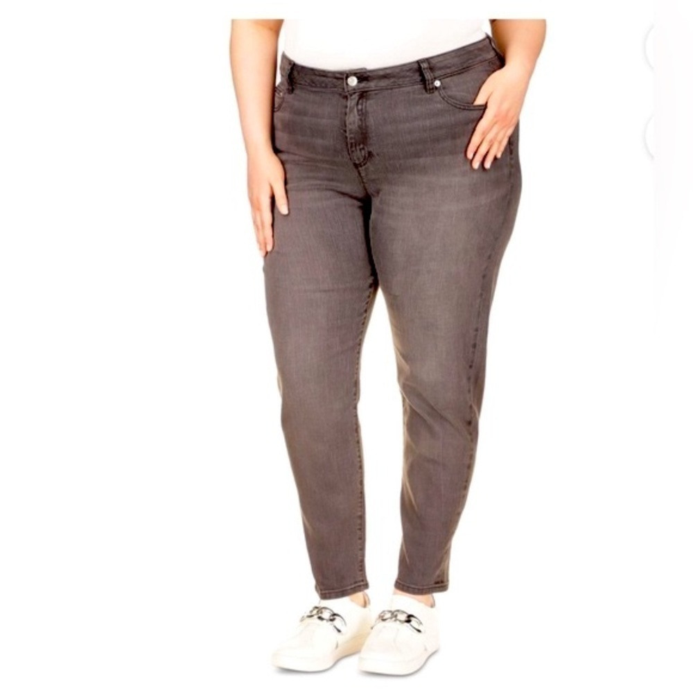 MICHAEL Michael Kors High-Rise Straight Skinny Selma Jeans In Charcoal W…